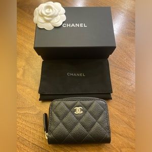 Chanel Caviar Quilted Zippy Black Gold Hardware